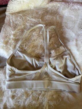 lululemon athletica Cream Racerback  Sports Bra Small